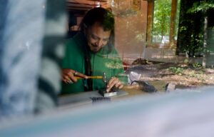 Gonzalo in atelier - Kreeft